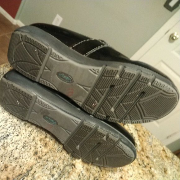 Grey's Anatomy Womens Size 10.5M Patent Black Non Slip Nursing Clogs by Softwalk - Picture 8 of 12